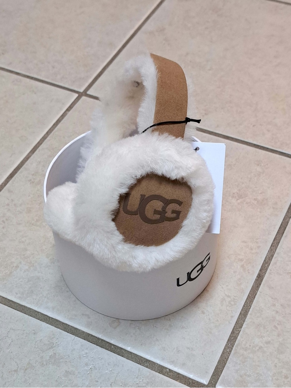 Ugg Classic Non Tech Earmuff - Chestnut - One Size Fits Most